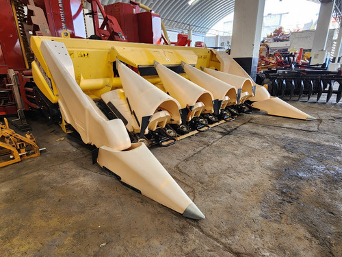 Cabezal De Maíz Para Cosechadora New Holland Tc5070 Nuevo