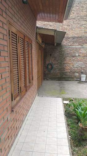 Imagen 3 de 14 de Casa Venta Berazategui