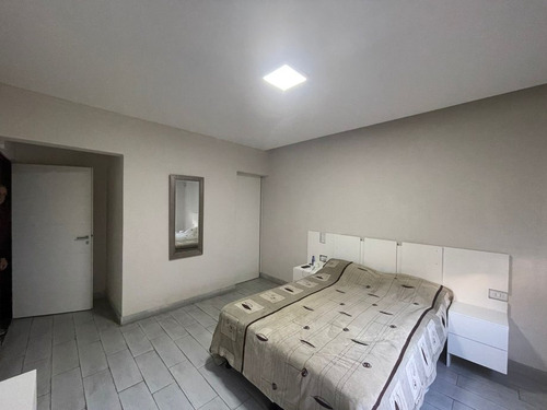 Casa En Venta Con Permuta En Ramos Mejia Sur