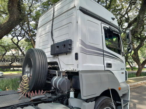 Mb 2536 Axor 2013 6x2 Automático Teto Alto Único Dono Novo