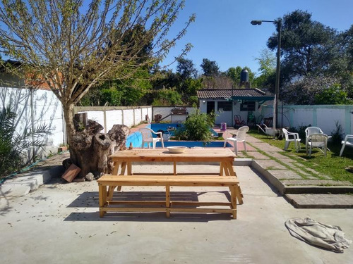 Casa En Venta - 5 Dormitorios 3 Baños - Cocheras - 500mts2 - Longchamps