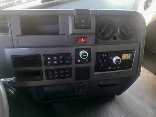 Tracto Camión Renault T 460 4x2