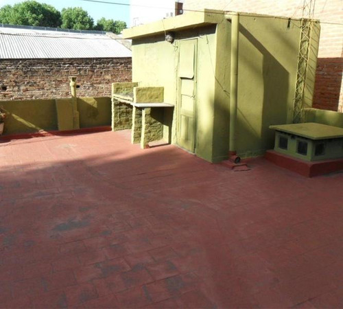 Imagen 2 de 14 de Casa Al Frente 2 Dorm. Cochera, Terraza, Parrilla Y Patio