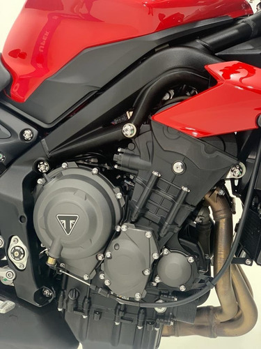 Imagem 10 de 11 de Triumph Street Triple 2018