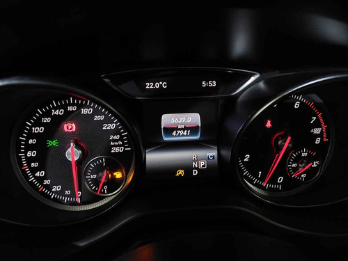 Imagen 9 de 15 de Mercedes-benz Clase Cla 2019 4p 200 L4/1.6/t Aut