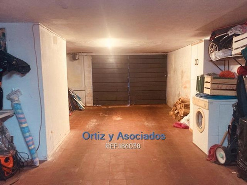 Imagen 9 de 21 de Se Vende Casa En Carrasco Frente A La Playa 2/3 Dormitorios Cw186038