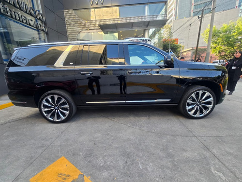 Cadillac Escalade ESV 6.2 Premium Luxury