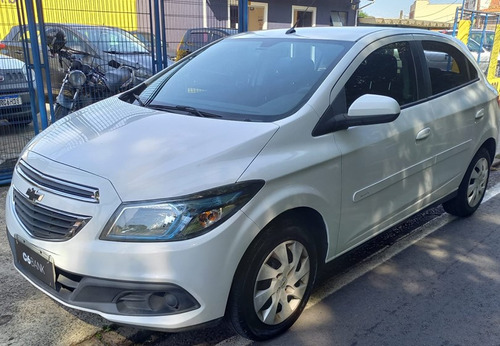 Chevrolet Onix 1.4 Mpfi Lt 8v Flex 4p Manual