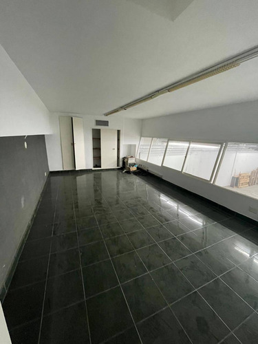Venta Oficina De 845m2 Paternal Ideal Fabrica