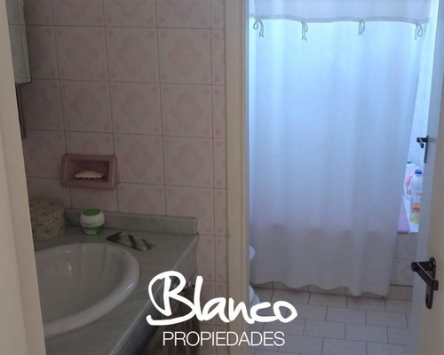 Imagen 6 de 11 de Muy Lindo 3 Ambientes Con Excelente Ubicación En La Lucila - Vicente López