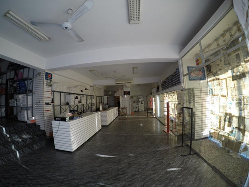 Local Comercial Y Casa En Tala