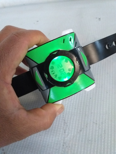 Reloj Watch Omnitrix De Luxe Ben 10 2017 (Usado)