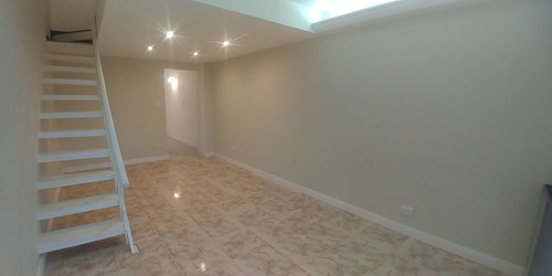 Imagen 3 de 19 de Dúplex 3 Ambientes Con Balcón Saliente