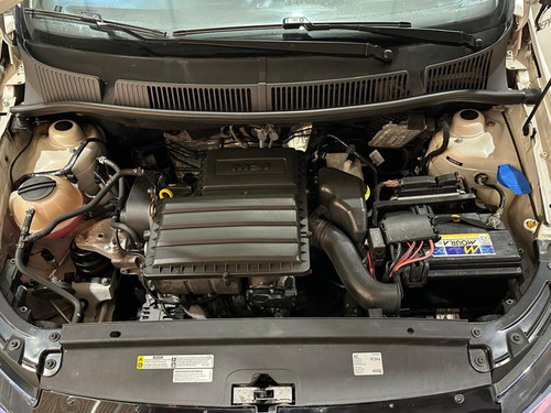 Volkswagen Fox 1.6 MSI PEPPER 16V FLEX 4P AUTOMATIZADO