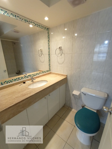 Dpto. 3 Dorm / 2 Baños / 1 Bod. Comuna De Santiago.-