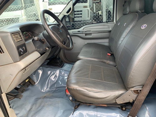 Imagem 7 de 12 de Ford F350 2005 Bau