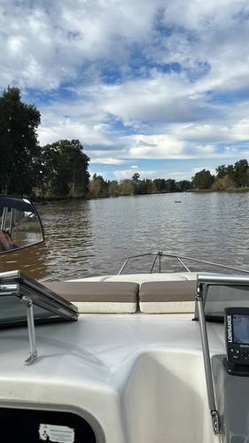 Quicksilver Marinesur 2002 - Año 2019 - Evinrude Etec G2 200