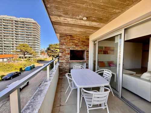 Venta Apartamento 3 Dormitorios Aidy Grill Con Cochera