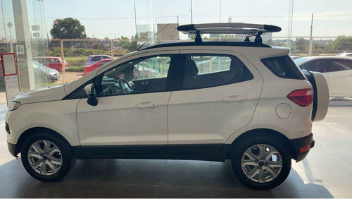 Imagen 2 de 15 de Ford Eco Sport 2016 5p Trend L4/2.0 Man