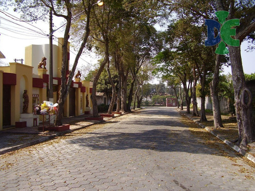 Sobrado Com 3 Dormitórios À Venda Por R$ 450.000,00 - Jardim Flórida - Jacareí/sp - So0094