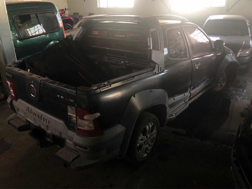 Fiat Strada Adventure 1.6 Pick Up Doble Cabina Chocada