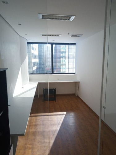 Imagem 1 de 11 de Sala Comercial Para Alugar No Jardins, 2 Divisórias, 1 Banheiro, 1 Depósito, 1 Recepção, 2 Vagas De Garagem, 30 M², São Paulo. - Sa0385