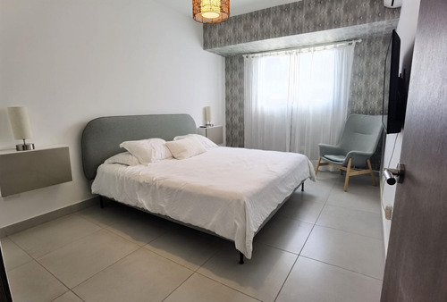 Apartamento Amueblado De 2 Habitaciones En Naco