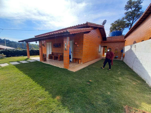 Imagem 6 de 12 de Belíssima Chácara Com Linda Vista!