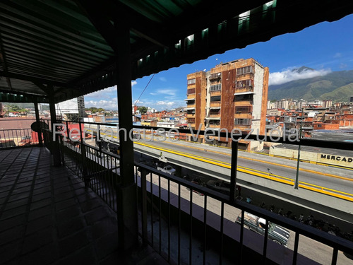 Edificio En Venta En Petare Cda 25-7012 Yf