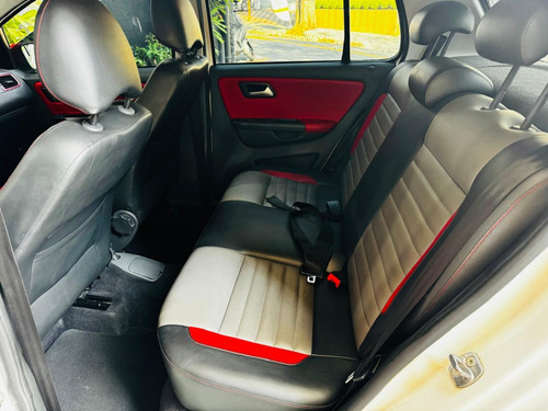 Volkswagen Fox 1.6 16v Msi Pepper Total Flex I-motion 5p