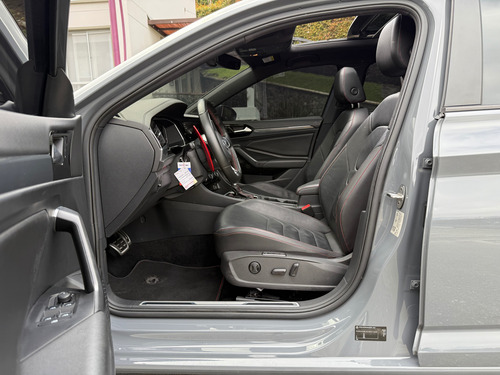 Volkswagen Jetta Vi 2.0 Gli