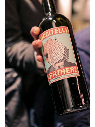 Imagen 2 de 10 de Vino Riccitelli And Father Blend 750ml.
