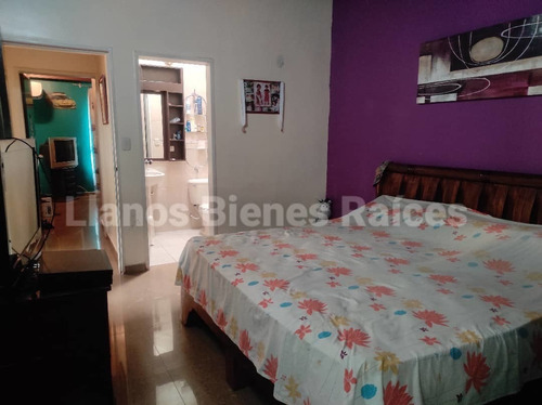 Imagen 11 de 17 de Casa Venta Urb Providencia Final Casanova G. Lado De La Uba