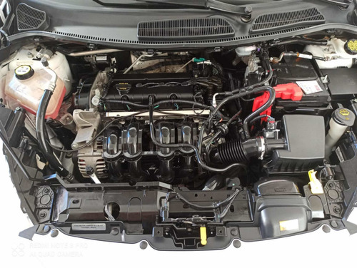 Ford Fiesta Kinetic Design 1.6 Design 120cv Titanium 2013