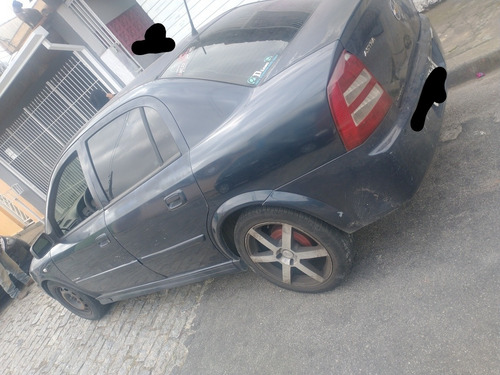 Imagem 3 de 6 de Chevrolet Astra Sedan 2004 2.0 8v 4p