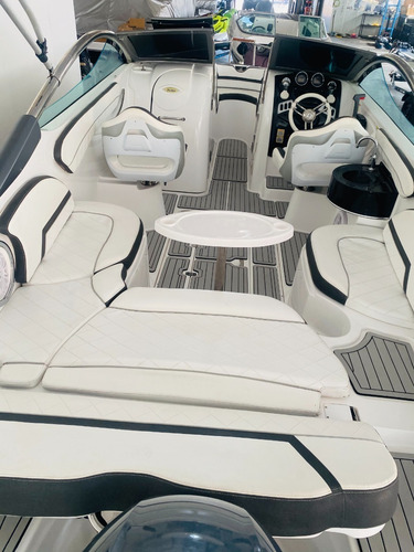 Imagem 5 de 12 de Lancha Focker 240 Com Yamaha 150 Hp