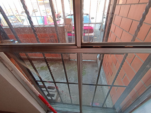¡tu Nuevo Hogar En Iztapalapa! Departamento Con 2 Recámaras, Sala-comedor, Cocina, Baño, Área De Servicio, Área De Tendido, Baño, Seguridad Y Estacionamiento (se Acepta Crédito Infonavit Y/o Bancario)
