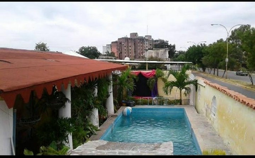 Imagen 1 de 24 de Casa En Paraparal Con Piscina 5600843