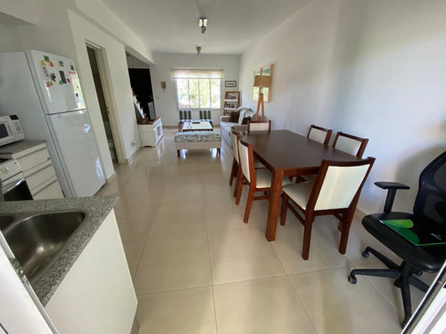 Venta Dúplex 2 Ambientes Cochera Parrilla Jardin