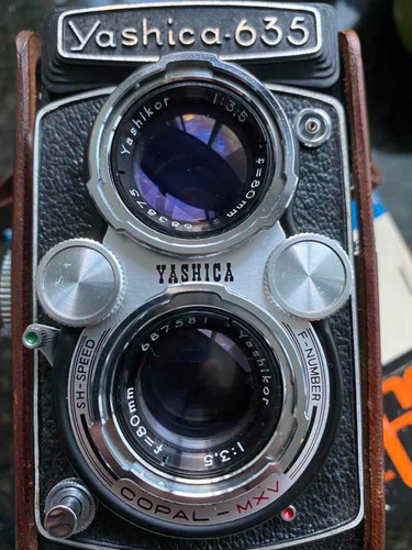 Câmera Yashica 635 - Série sx Edição Rara.