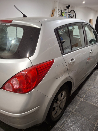Nissan Tiida 1.8 Acenta 4 p