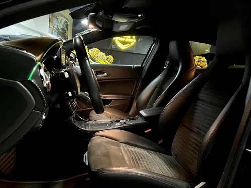 Mercedes-Benz Clase GLA 2.0 250 Cgi Sport Sin Techo At