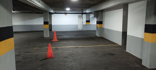En Venta Excelente Apartamento En Altamira Sur Yep21