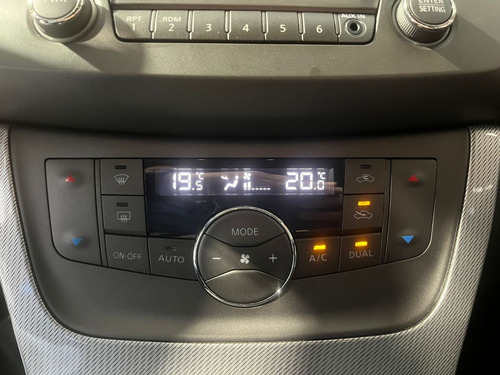 Imagem 16 de 25 de Sentra 2.0 Sv Flexstart Automático! 54.000 Km!