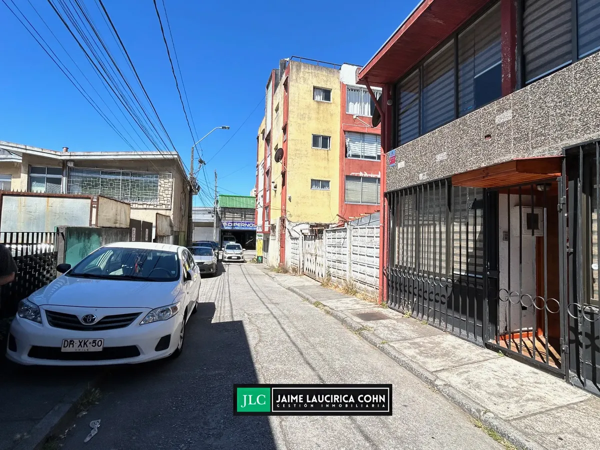 Imagen 2 de 30 de Casa Central En Venta Concepción, Regular Estado