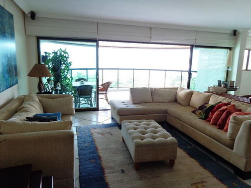 Lindo Apartamento, Com 5 Suítes, Frente Para Praia Da Enseada Com Vista Total Para O Mar. - Ap5082