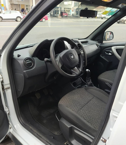 Imagen 4 de 12 de Renault Duster Oroch 1.6 Dynamique 2017