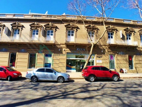 Imagen 28 de 28 de Montevideo - Locales Comerciales En Paseo De Compras Reus