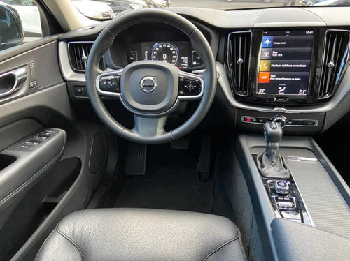 Imagem 9 de 10 de Volvo Xc60 2.0 T5 Mom