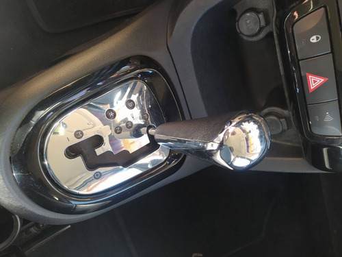 Imagem 8 de 11 de Citroën C3 Picasso Exclusive 1.6 Automático